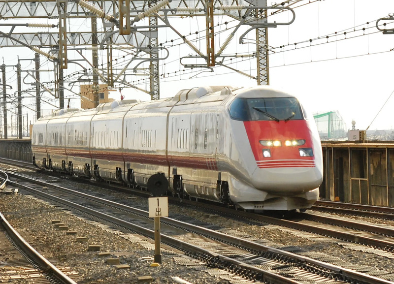 East i(イーストアイ)新幹線E926形電車