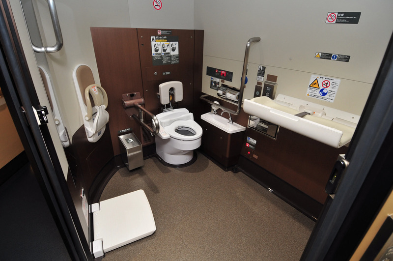 E6系多目的トイレイメージ