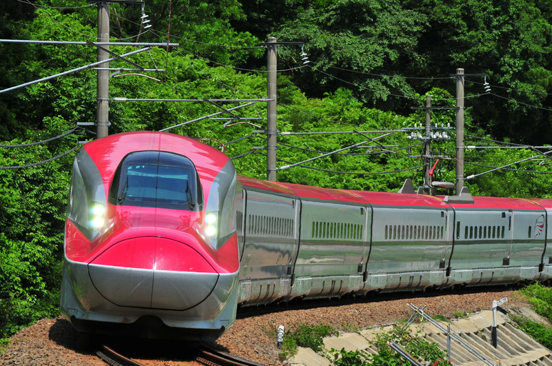 秋田新幹線E6系イメージ